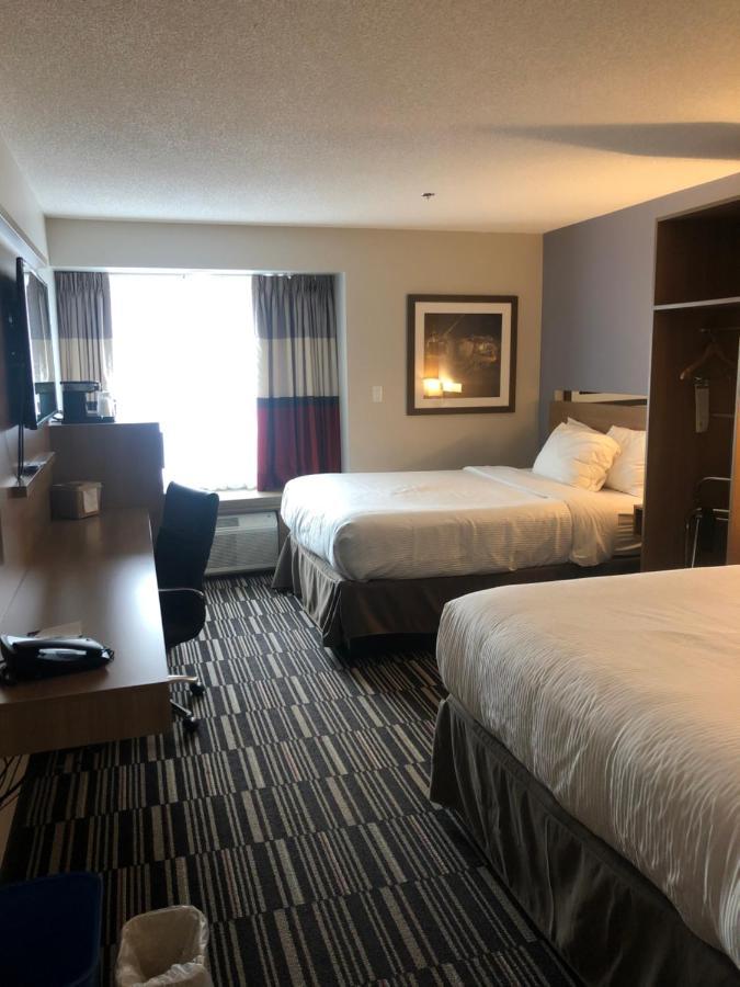 Microtel Inn & Suites By Wyndham Sudbury Esterno foto