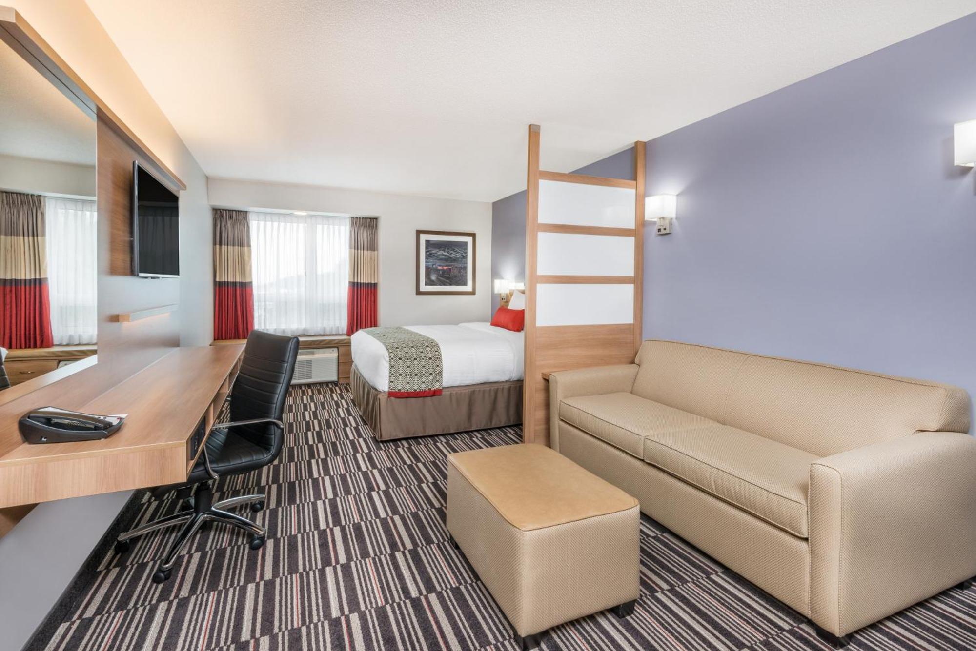 Microtel Inn & Suites By Wyndham Sudbury Esterno foto